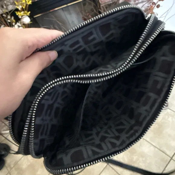 NWT LIEBESKIND BERLIN Mareike Black Crossbody Bag - Picture 7 of 10